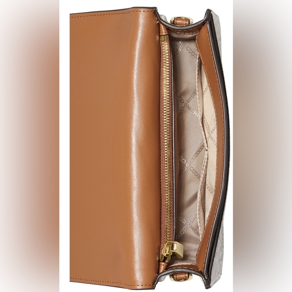 69. Michael Kors JET SET Small Full Flap Chain Crossbody - Picture 4 of 8